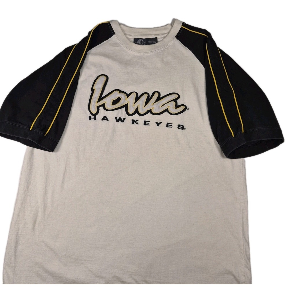 Iowa Hawkeyes Men's XL Heavy weight Tshirt Applique Logo Embroidery Stitch EUC